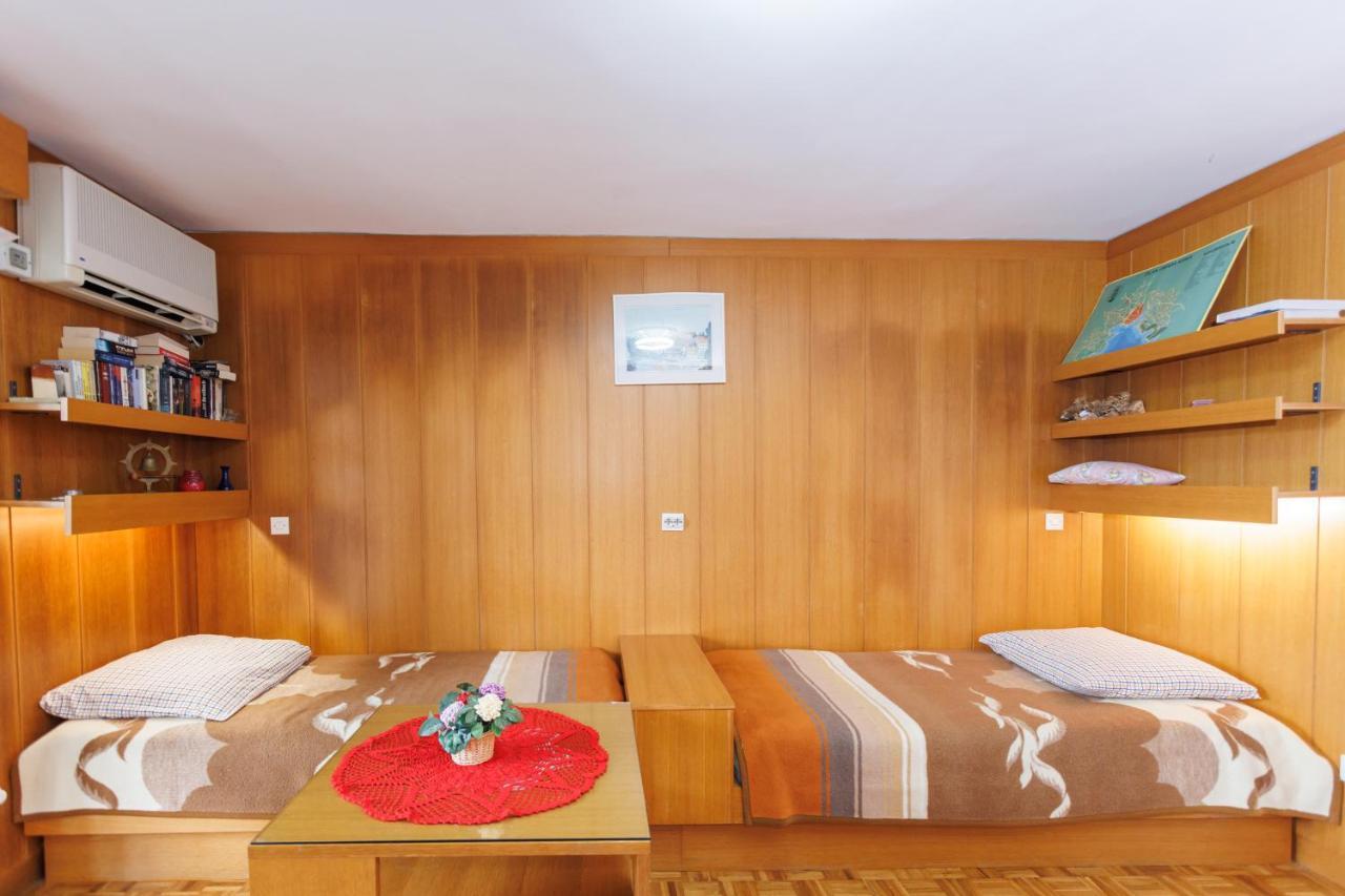 Apartments Pika クルク エクステリア 写真